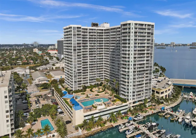 Photo 3 of Condo for sale at 7601 E Treasure Dr #617, North Bay Village, FL 33141 | MLS# F10494760 | Listing updated on 2026-09-28