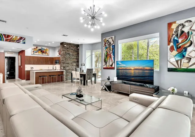 Photo 1 of Townhouse for sale at 733 Ne 4th Ave #733, Fort Lauderdale, FL 33304 | MLS# F10458671 | Listing updated on 2026-09-23