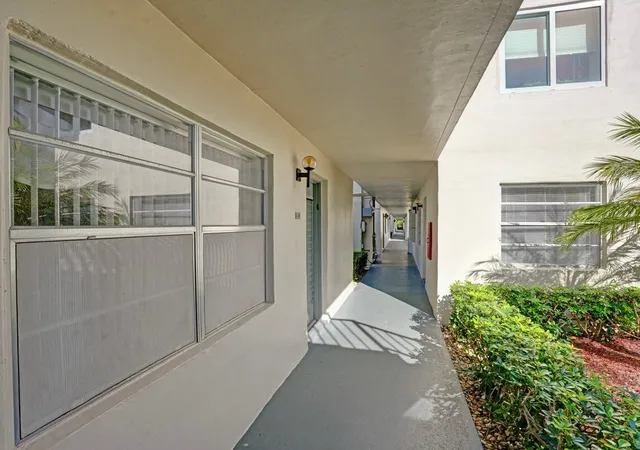 Photo 3 of Condo for sale at 298 Burgundy G, Delray Beach, FL 33484 | MLS# R11109323 | Listing updated on 2026-09-14