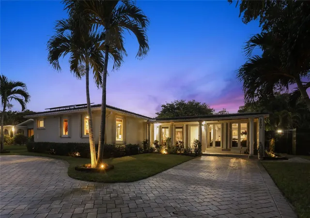 Photo 1 of Single family home for sale at 2501 Nw 8th Avenue, Wilton Manors, FL 33311 | MLS# F10517555 | Listing updated on 2026-09-28