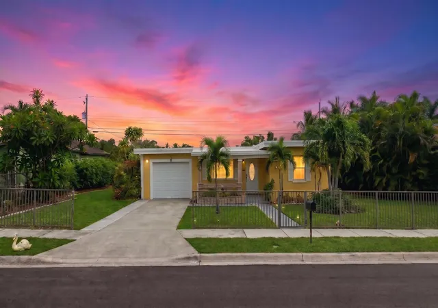 Photo 1 of Single family home for sale at 1136 W 7th St, Riviera Beach, FL 33404 | MLS# R11114597 | Listing updated on 2026-09-14