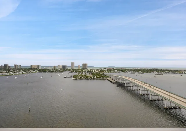 Photo 4 of Condo for sale at 2640 Lake Shore Dr #2011, Riviera Beach, FL 33404 | MLS# R11116053 | Listing updated on 2026-09-16