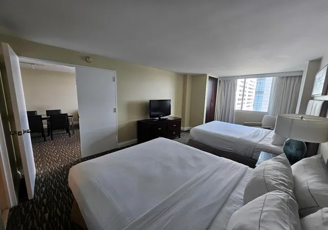 Photo 3 of Condo for sale at 2670 E Sunrise Blvd #1105, Fort Lauderdale, FL 33304 | MLS# F10509901 | Listing updated on 2026-09-16