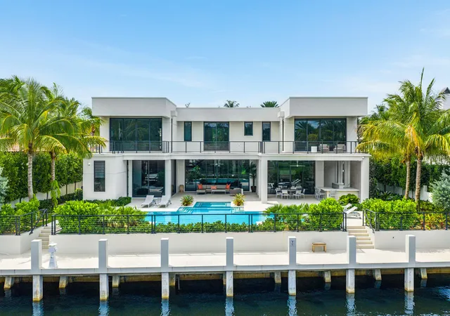 Photo 3 of Mansion for sale at 175 W Alexander Palm Rd, Boca Raton, FL 33432 | MLS# R11122808 | Listing updated on 2026-10-07