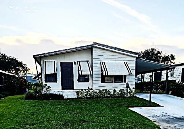 Photo 1 of Manufactured home for sale at 7781 Se Shenandoah Dr, Hobe Sound, FL 33455 | MLS# R11126247 | Listing updated on 2026-09-23