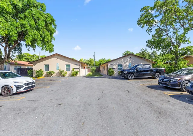 Photo 2 of Multi family home for sale at 229 Nw 12th Court, Pompano Beach, FL 33060 | MLS# F10527020 | Listing updated on 2026-09-24