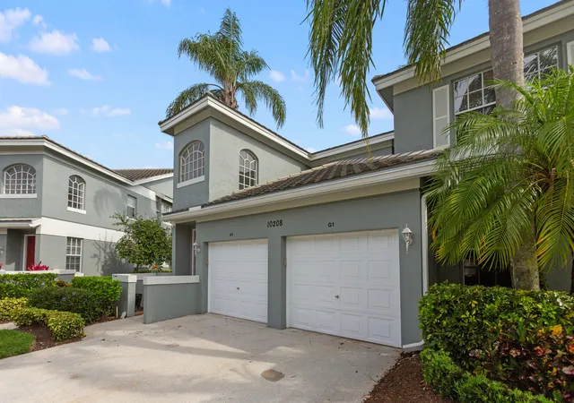 Photo 1 of Condo for sale at 10208 Andover Coach Cir #G1, Lake Worth, FL 33449 | MLS# R11127495 | Listing updated on 2026-10-04
