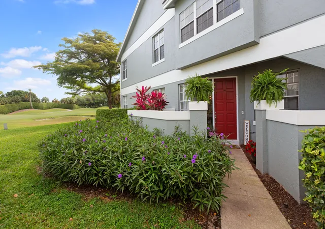 Photo 2 of Condo for sale at 10208 Andover Coach Cir #G1, Lake Worth, FL 33449 | MLS# R11127495 | Listing updated on 2026-10-04