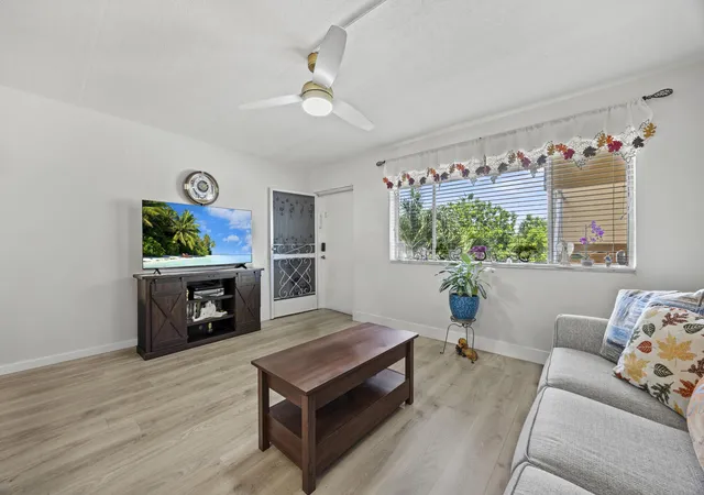 Photo 4 of Condo for sale at 200 Village Green Cir E #202, Palm Springs, FL 33461 | MLS# R11127870 | Listing updated on 2026-09-15