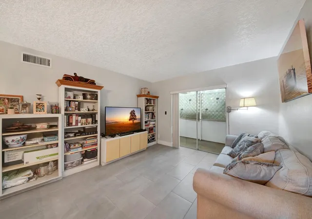 Photo 2 of Condo for sale at 2812 S Garden Dr #109, Lake Worth, FL 33461 | MLS# R11131139 | Listing updated on 2026-09-14