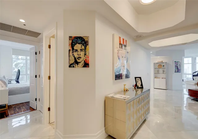 Listing Photo 5 - Condo for sale in building located at 1440 S Ocean Blvd, Lauderdale-by-the-Sea, FL 33062 - Unit #5-c