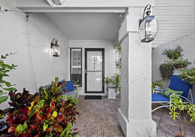 Photo 1 of Townhouse for sale at 5610 Se Foxcross Pl, Stuart, FL 34997 | MLS# R11134311 | Listing updated on 2026-10-05