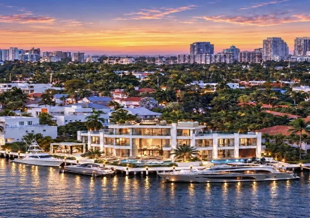 Photo 1 of Mansion for sale at 525 Isle Of Capri Dr, Fort Lauderdale, FL 33301 | MLS# F10532343 | Listing updated on 2026-10-05