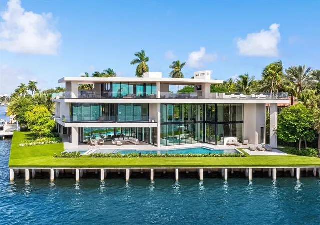 Photo 2 of Mansion for sale at 625 San Marco Dr, Fort Lauderdale, FL 33301 | MLS# F10533058 | Listing updated on 2026-09-16