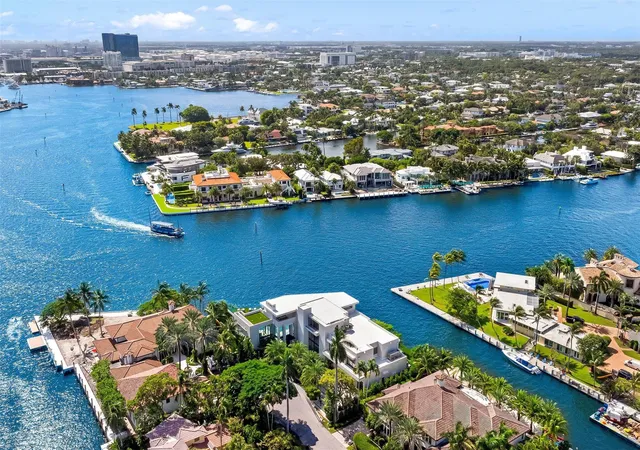 Photo 4 of Single family home for sale at 625 San Marco Dr, Fort Lauderdale, FL 33301 | MLS# F10533058 | Listing updated on 2026-10-07