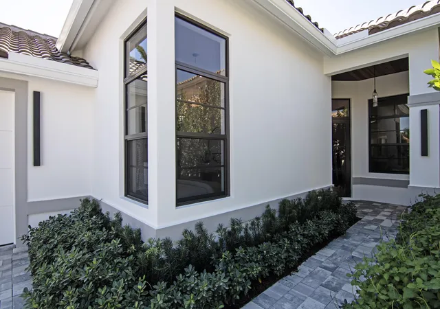 Photo 4 of Single family home for sale at 2579 Players Ct, Wellington, FL 33414 | MLS# R11137527 | Listing updated on 2026-10-05