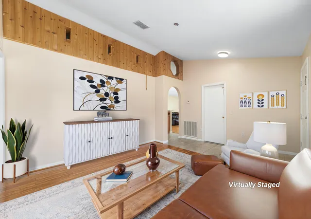 Photo 2 of Single family home for sale at 1165 Se 40th Avenue, Okeechobee, FL 34974 | MLS# R11135579 | Listing updated on 2026-09-14