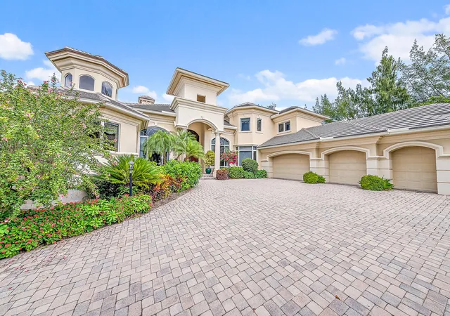 Photo 2 of Mansion for sale at 12049 Se Intracoastal Ter, Jupiter, FL 33469 | MLS# R11140420 | Listing updated on 2026-09-24