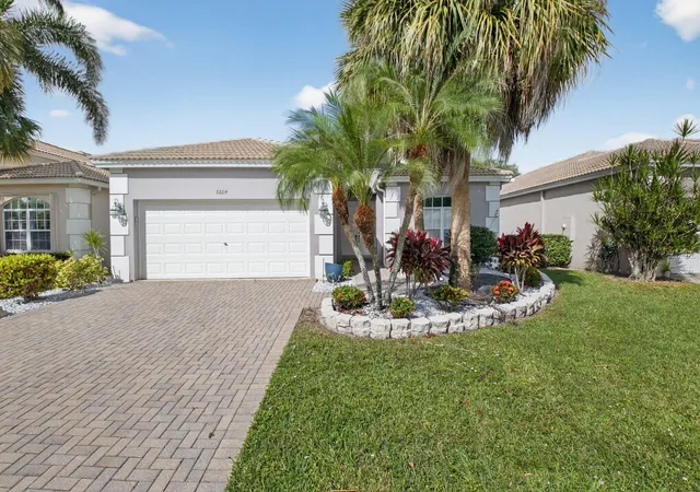 Photo 2 of Single family home for sale at 6604 Southport Dr, Boynton Beach, FL 33472 | MLS# R11141009 | Listing updated on 2026-10-01