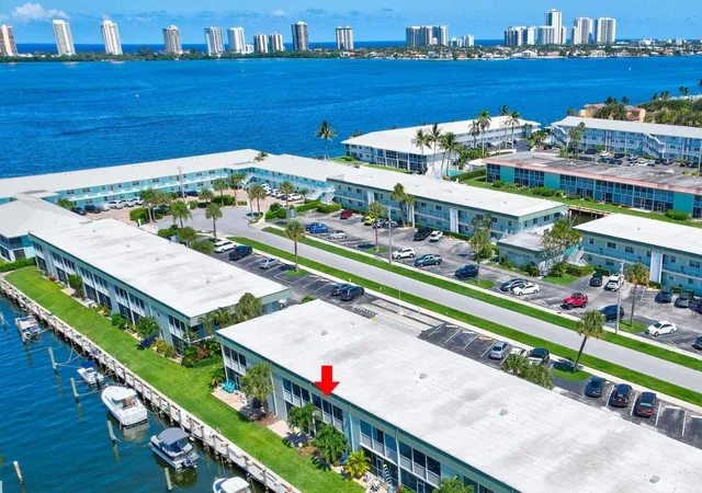Photo 1 of Condo for sale at 121 Wettaw Ln #211, North Palm Beach, FL 33408 | MLS# R11141415 | Listing updated on 2026-09-15