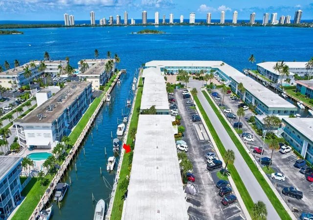 Photo 2 of Condo for sale at 121 Wettaw Ln #211, North Palm Beach, FL 33408 | MLS# R11141415 | Listing updated on 2026-09-15