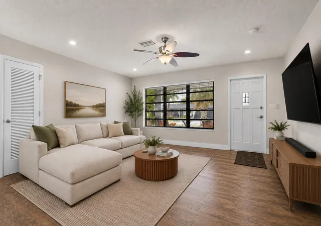 Photo 3 of Single family home for sale at 5160 Ne 18th Terrace, Fort Lauderdale, FL 33308 | MLS# F10539324 | Listing updated on 2026-09-14