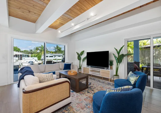 Photo 3 of Single family home for sale at 100 Neptune Dr, Hypoluxo, FL 33462 | MLS# R11146008 | Listing updated on 2026-09-16