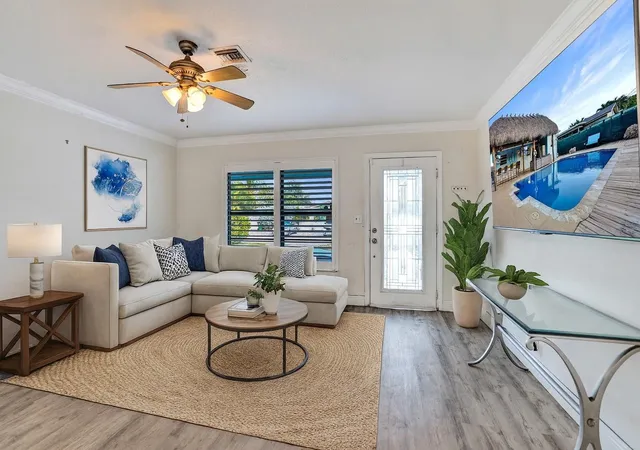 Photo 3 of Single family home for sale at 4221 NE 13th Avenue, Oakland Park, FL 33334 | MLS# F10540367 | Listing updated on 2026-09-23