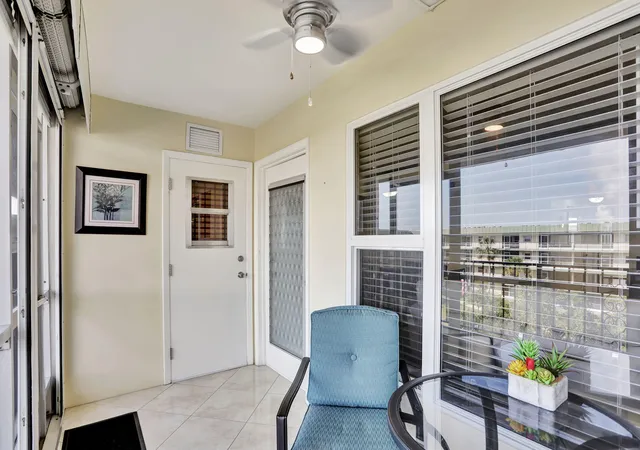 Photo 2 of Condo for sale at 806 Se 7th Street #403, Deerfield Beach, FL 33441 | MLS# R11147894 | Listing updated on 2026-10-07