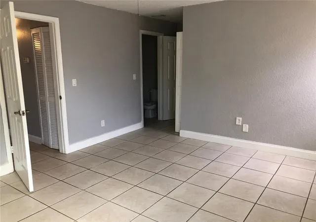 Photo 3 of Sale Pending at 1801 Bayberry Dr #1801, Pembroke Pines, FL 33024 | MLS# F10540573 | Listing updated on 2026-09-15