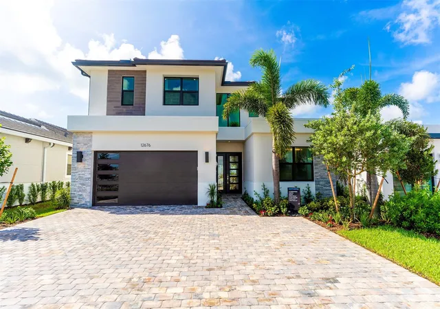 Photo 2 of Single family home for sale at 12676 Solana Bay Cir, Palm Beach Gardens, FL 33412 | MLS# F10539653 | Listing updated on 2026-09-15