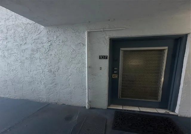 Photo 3 of Condo for sale at 2800 Somerset Dr #J107, Lauderdale Lakes, FL 33311 | MLS# F10540506 | Listing updated on 2026-09-23