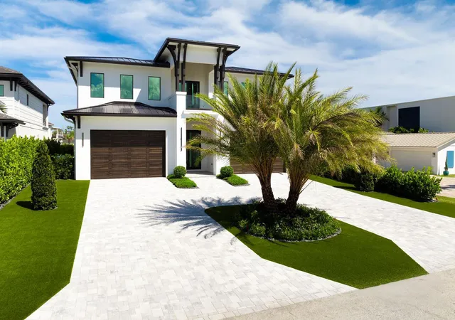 Single family home for sale at 11288 W Teach Rd, Palm Beach Gardens, FL 33410 | MLS# R11149404