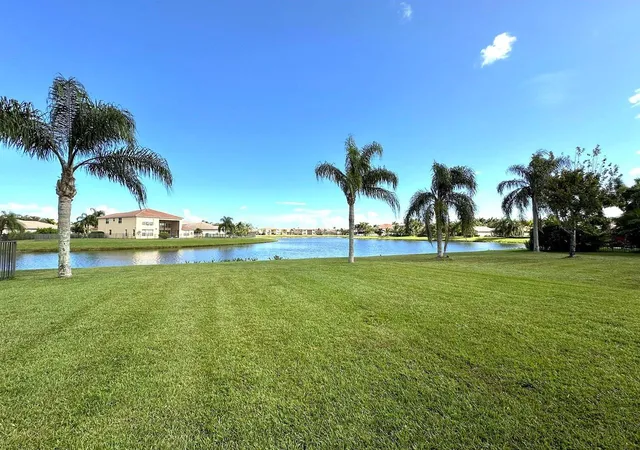 Photo 3 of Single family home for sale at 1886 SW Grey Falcon Cir, Vero Beach, FL 32962 | MLS# F10542305 | Listing updated on 2026-09-23
