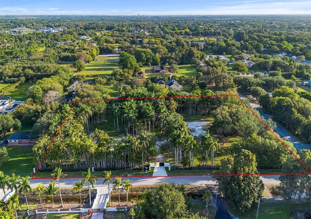 Photo 4 of Sale Pending at 6541 Melaleuca Rd, Southwest Ranches, FL 33330 | MLS# F10543145 | Listing updated on 2026-09-16