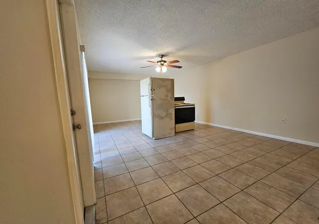Photo 3 of Sale Pending at 5152 51st Way, West Palm Beach, FL 33409 | MLS# R11150858 | Listing updated on 2026-10-06