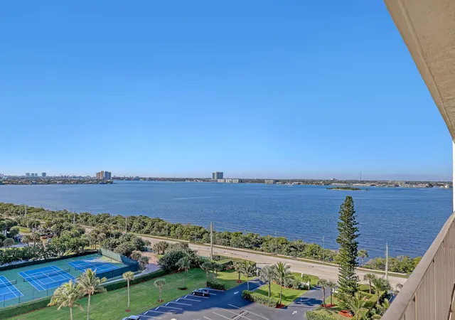 Photo 2 of Condo for sale at 5420 N Ocean Dr #1106, Singer Island, FL 33404 | MLS# R11151132 | Listing updated on 2026-09-14