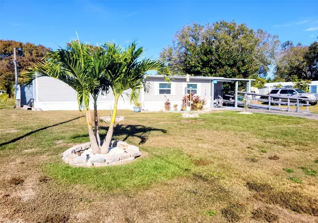 Photo 1 of Manufactured home for sale at 4037 Se 27th Street, Okeechobee, FL 34974 | MLS# F10543427 | Listing updated on 2026-10-02