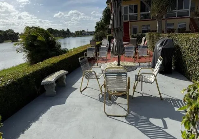Photo 3 of Condo for sale at 100 Stratford H, West Palm Beach, FL 33417 | MLS# R11151393 | Listing updated on 2026-09-15