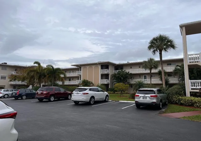Photo 1 of Condo for sale at 2811 S Garden Dr #207, Lake Worth, FL 33461 | MLS# R11151763 | Listing updated on 2026-09-15