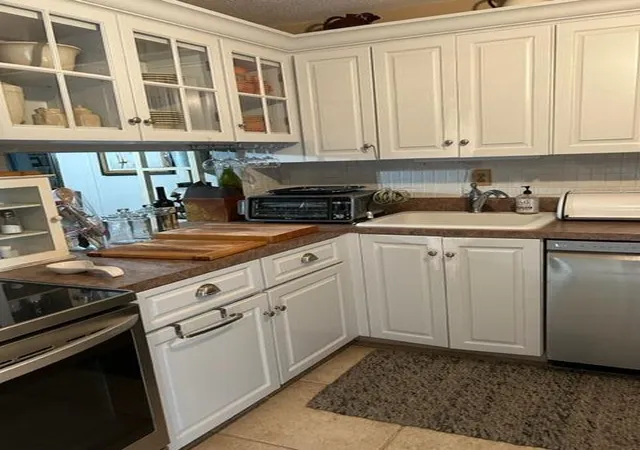 Photo 3 of Condo for sale at 2811 S Garden Dr #207, Lake Worth, FL 33461 | MLS# R11151763 | Listing updated on 2026-09-15