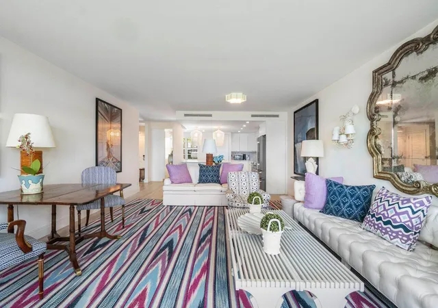 Listing Photo 4 - Condo for sale in building located at 2170 Ibis Isle Rd, Palm Beach, FL 33480 - Unit #3