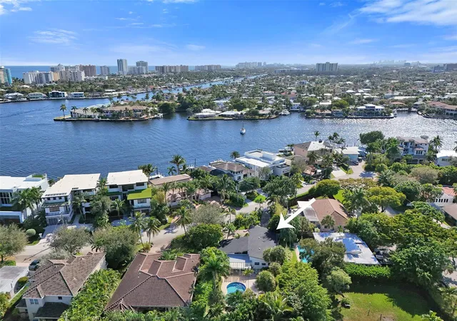 Photo 2 of Single family home for sale at 2525 Se 7th Drive, Pompano Beach, FL 33062 | MLS# F10544307 | Listing updated on 2026-09-13