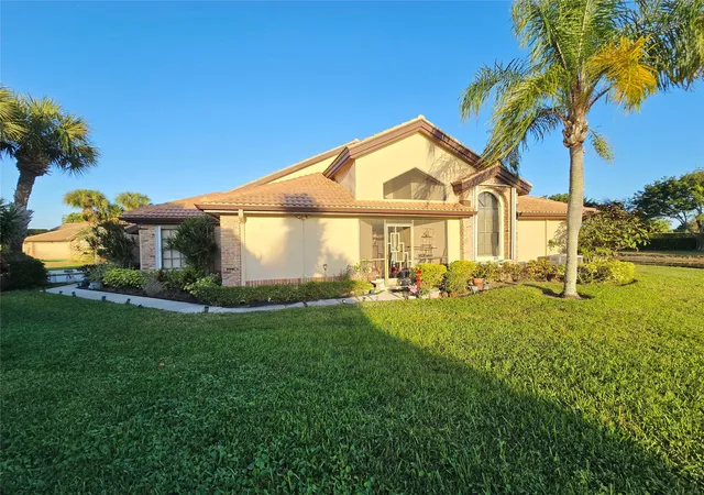 Photo 2 of Townhouse for sale at 8241 Bellwort Pl #8241, Boynton Beach, FL 33472 | MLS# F10544182 | Listing updated on 2026-09-28