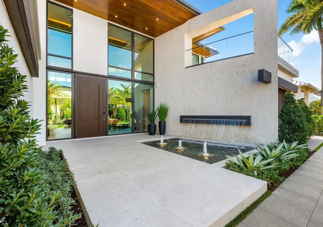 Photo 3 of Single family home for sale at 234 W Alexander Palm Rd, Boca Raton, FL 33432 | MLS# R11153087 | Listing updated on 2026-10-05
