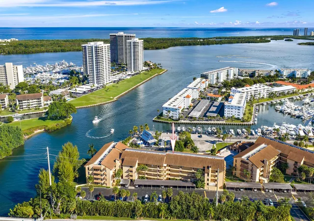 Photo 1 of Condo for sale at 1036 Us Hwy 1 #119, North Palm Beach, FL 33408 | MLS# R11153560 | Listing updated on 2026-09-14
