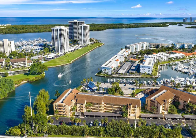 Photo 2 of Condo for sale at 1036 Us Hwy 1 #119, North Palm Beach, FL 33408 | MLS# R11153560 | Listing updated on 2026-09-14