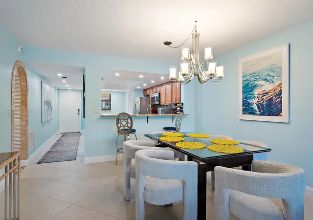 Photo 4 of Condo for sale at 1036 US Hwy 1 #119, North Palm Beach, FL 33408 | MLS# R11153560 | Listing updated on 2026-09-14