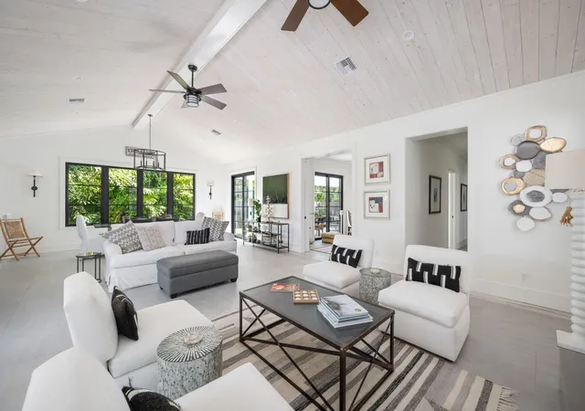 Photo 1 of Single family home for sale at 506 Conn Way, Vero Beach, FL 32963 | MLS# R11154642 | Listing updated on 2026-10-01
