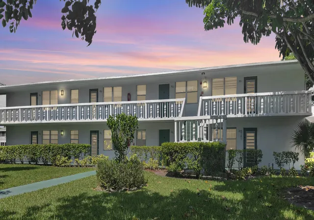 Photo 1 of Condo for sale at 301 Farnham M #301, Deerfield Beach, FL 33442 | MLS# R11154773 | Listing updated on 2026-10-07